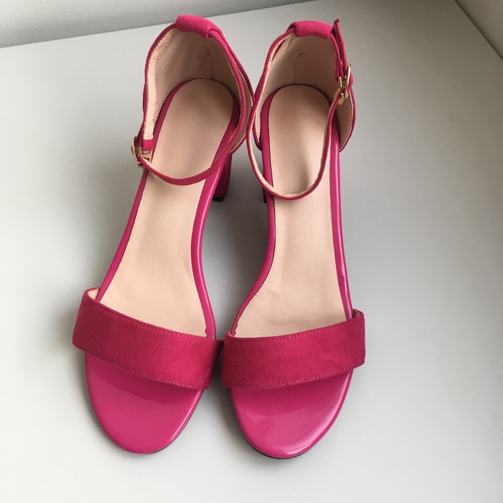 Open Toe Chunky Heel Sandal Size 8.5 Hot Pink